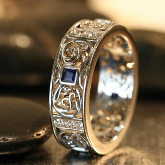 💲20 OFF❗❗ Send me OFFER. I will ACCEPT it🥰 Other - 🌸NEW 925 STERLING SILVER RETRO PATTERN CARVED DAINTY VINTAGE DIAMOND RING, L235